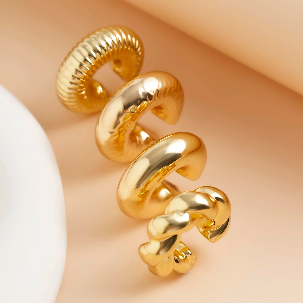 Ingemark 4Pcs Chunky Tube Clip Earrings for Women - Smarsty