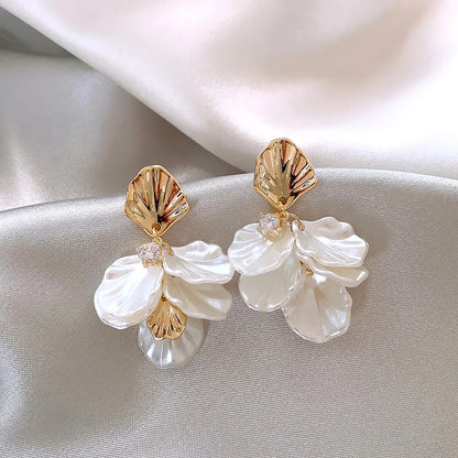 Korean Fashion White Crystal Flower Dangle Earrings for Women - Smarsty