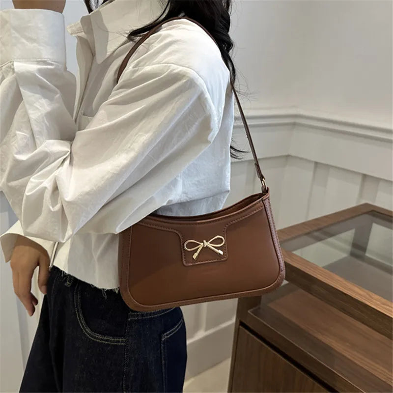 Metal Bow Shoulder Bag For Women With Classic Baguette - Smarsty