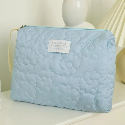Embroidery Large-Capacity Cosmetic Bag Waterproof Portable Storage Bag Travel Makeup Pouch - Smarsty