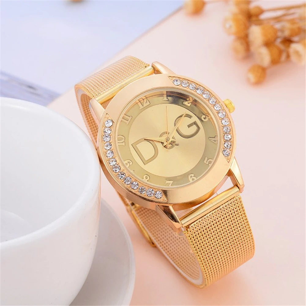 Luxury Women's Diamond Quartz Watch with Gold Mesh Strap - Smarsty