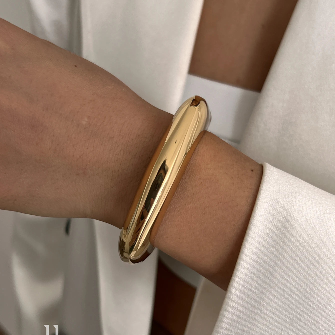 Punk Chunky Metal Cuff Bracelet for Unisex - Smarsty