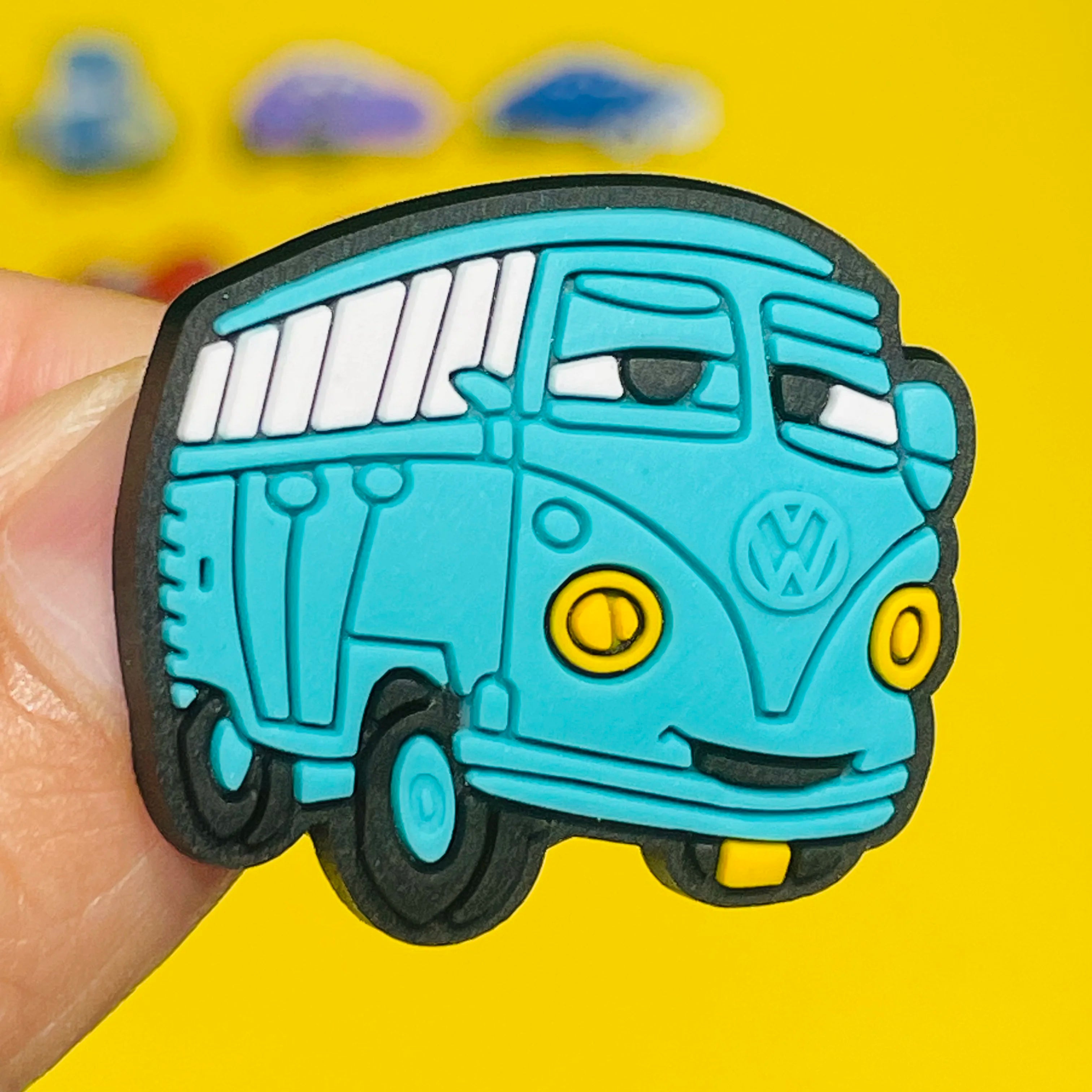 1Pcs Mix Cars Luigi Ramone Lightning McQueen PVC Shoe Charms Kids Popular Buckle Decorations Fit Birthday Gifts