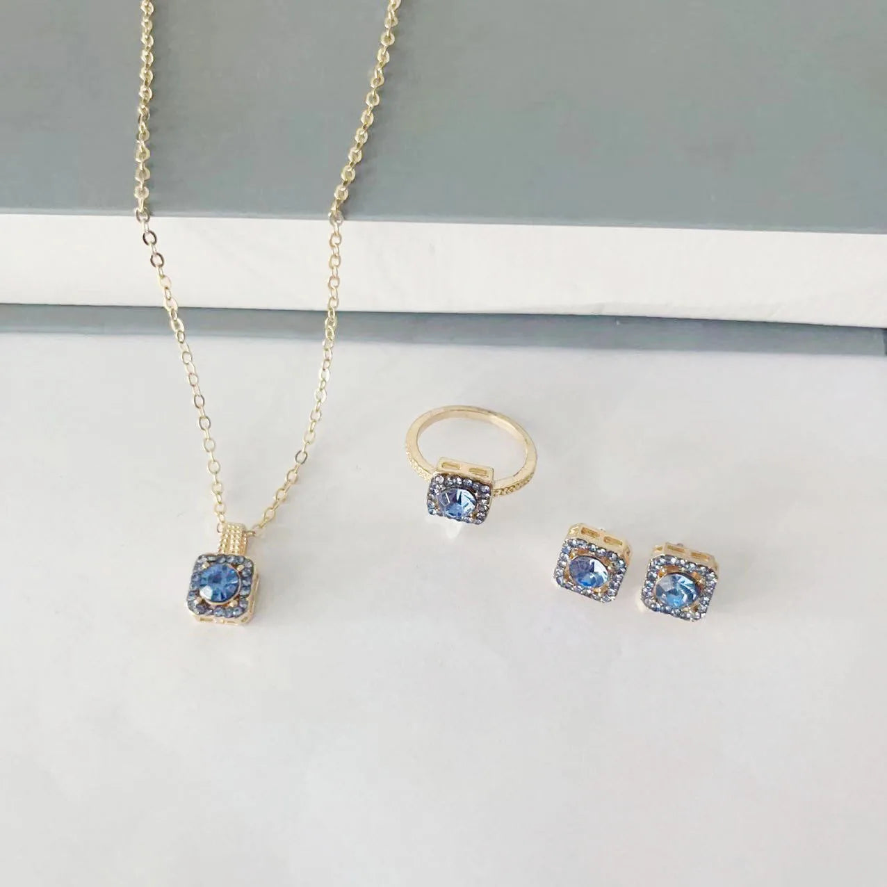 Luxury Cube Jewelry Set for Women with Necklace and Earrings - Smarsty