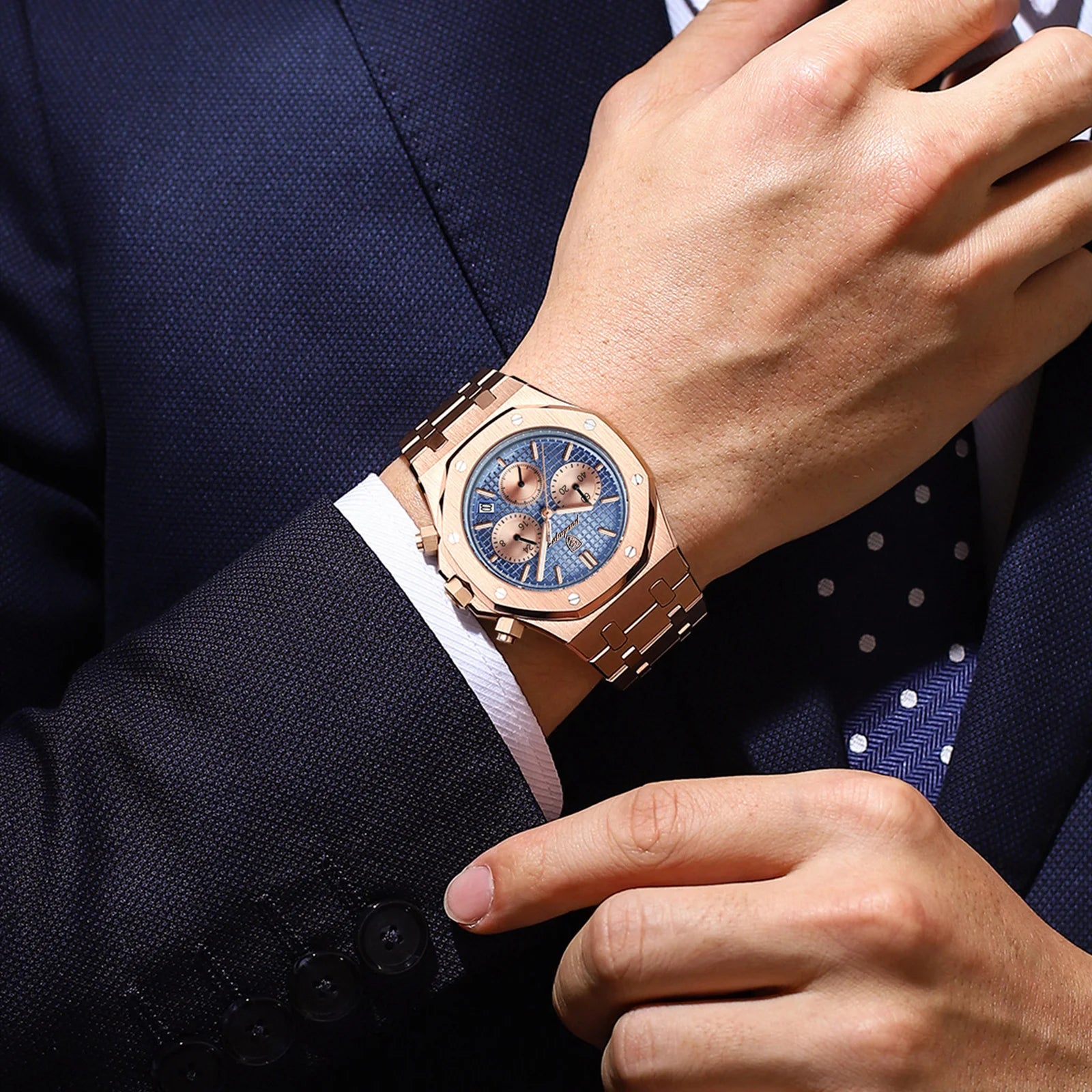 Luxury Men's Chronograph Watch with Waterproof Feature - Smarsty