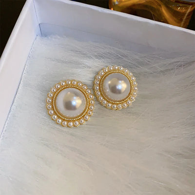 Pearl Stud Earrings For Women Geometric Round Design - Smarsty