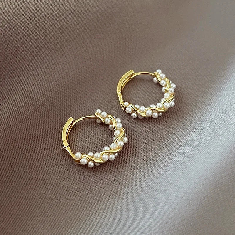 Minimal Geometric Circle Pearl Stud Earrings for Women - Smarsty