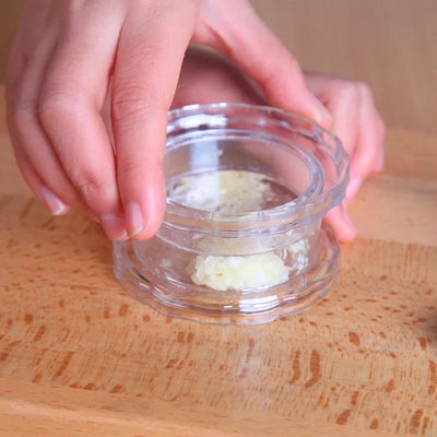 New Kitchen Multifunctional Garlic Crusher Manual Garlic Press Roll Crusher Chopper Home Appliance Kitchen Gadgets Accessories by Smarsty