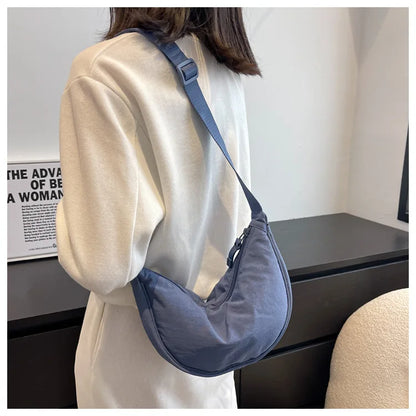 Casual Nylon Crossbody Bag for Women Large Capacity - Smarsty