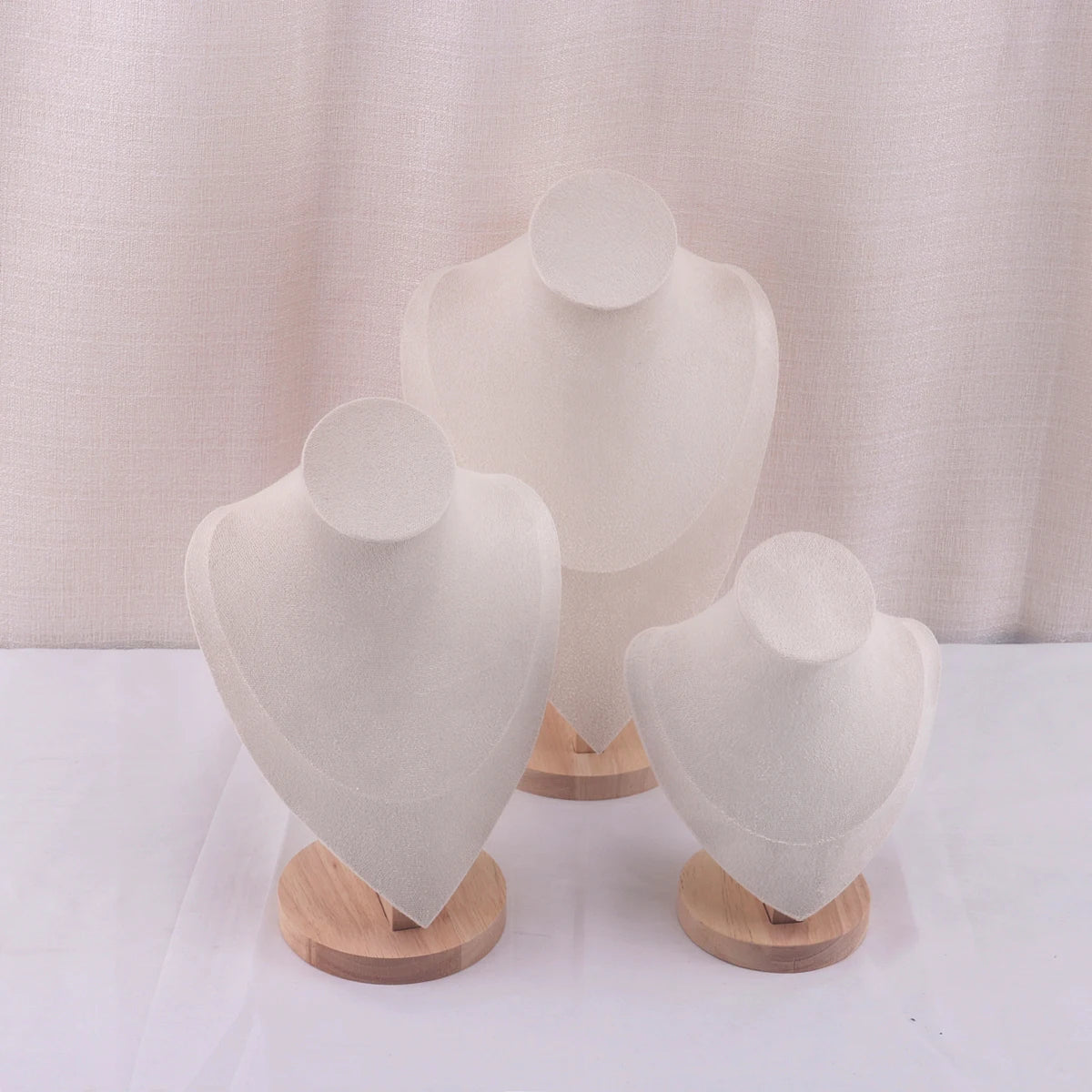 Velvet Jewelry Display Stand for Necklaces and Pendants - Smarsty