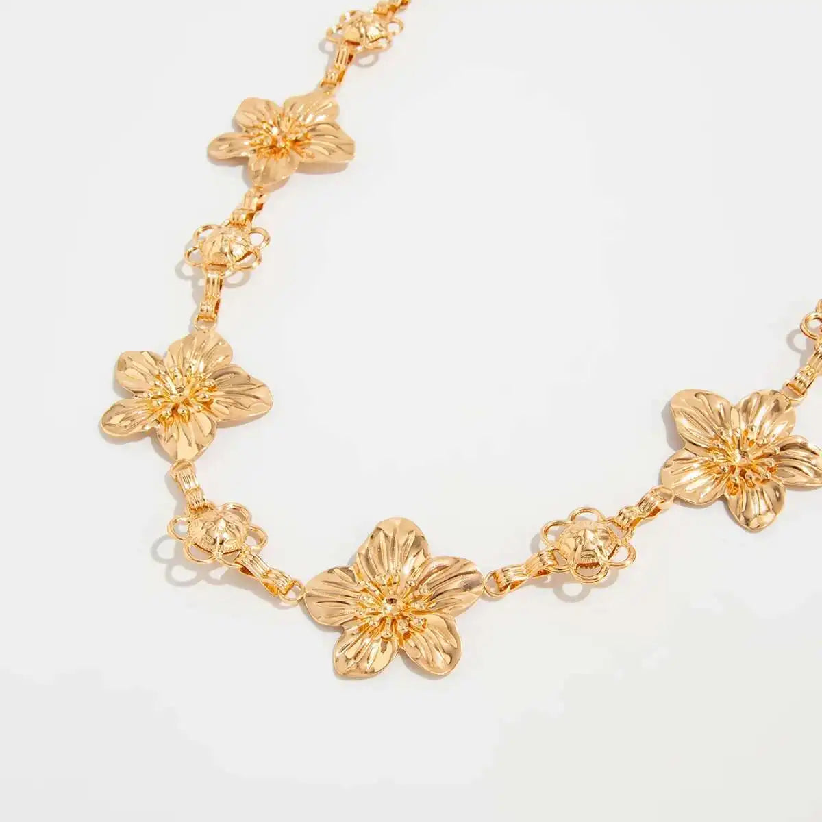 Ingemark Sexy Metal Flower Belly Chain for Women - Smarsty