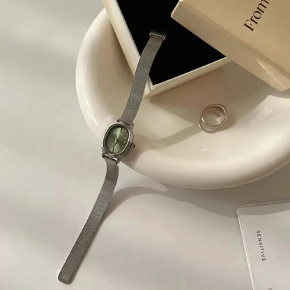 Small Oval Dial Green Quartz Watch for Women - Smarsty