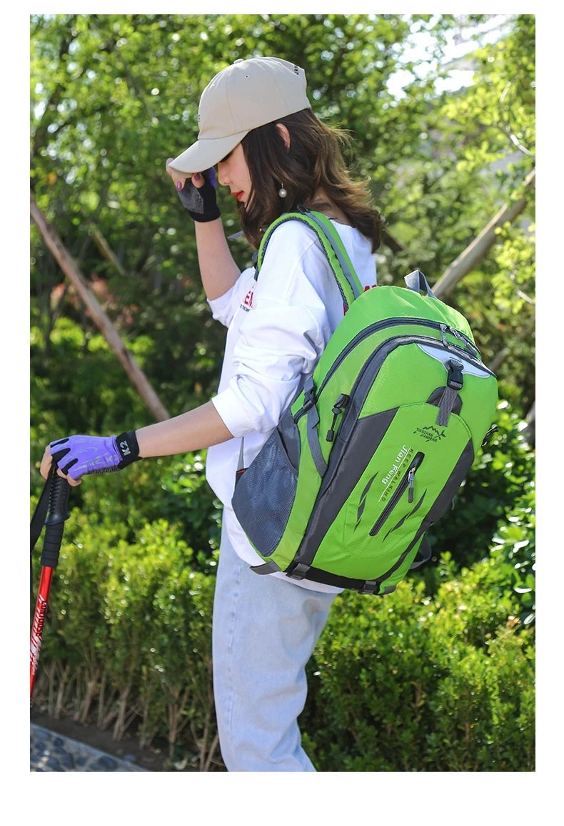 Outdoor Travel Backpack Big Capacity Fashion Travel Backpacks Men Climbing Travel Backpack Classic Sport Travel Backpacks - Smarsty