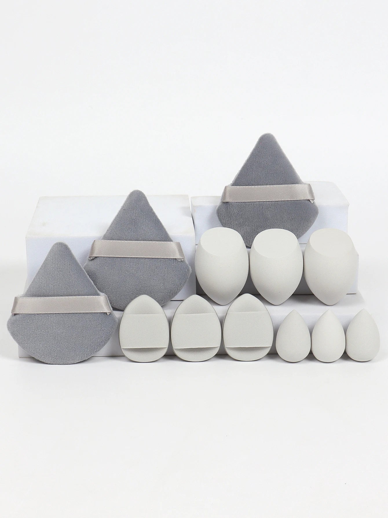 12-Piece All-Purpose Makeup Sponge Set for Flawless Application - Smarsty