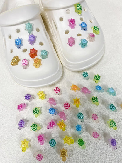 4pcs Glow-In-The-Dark Cute 3D Turtle Detachable Shoe Charms Decorations, Luminous Clips For Beach Sandals