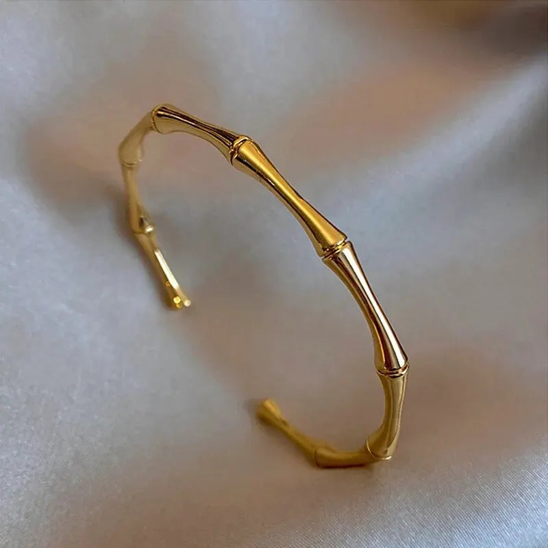 Creative Gold Cuff Bracelet for Women’s Fashion - Smarsty
