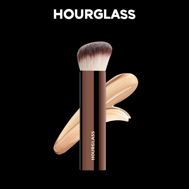 Hourglass No 20 Foundation Brush for Seamless Finish - Smarsty