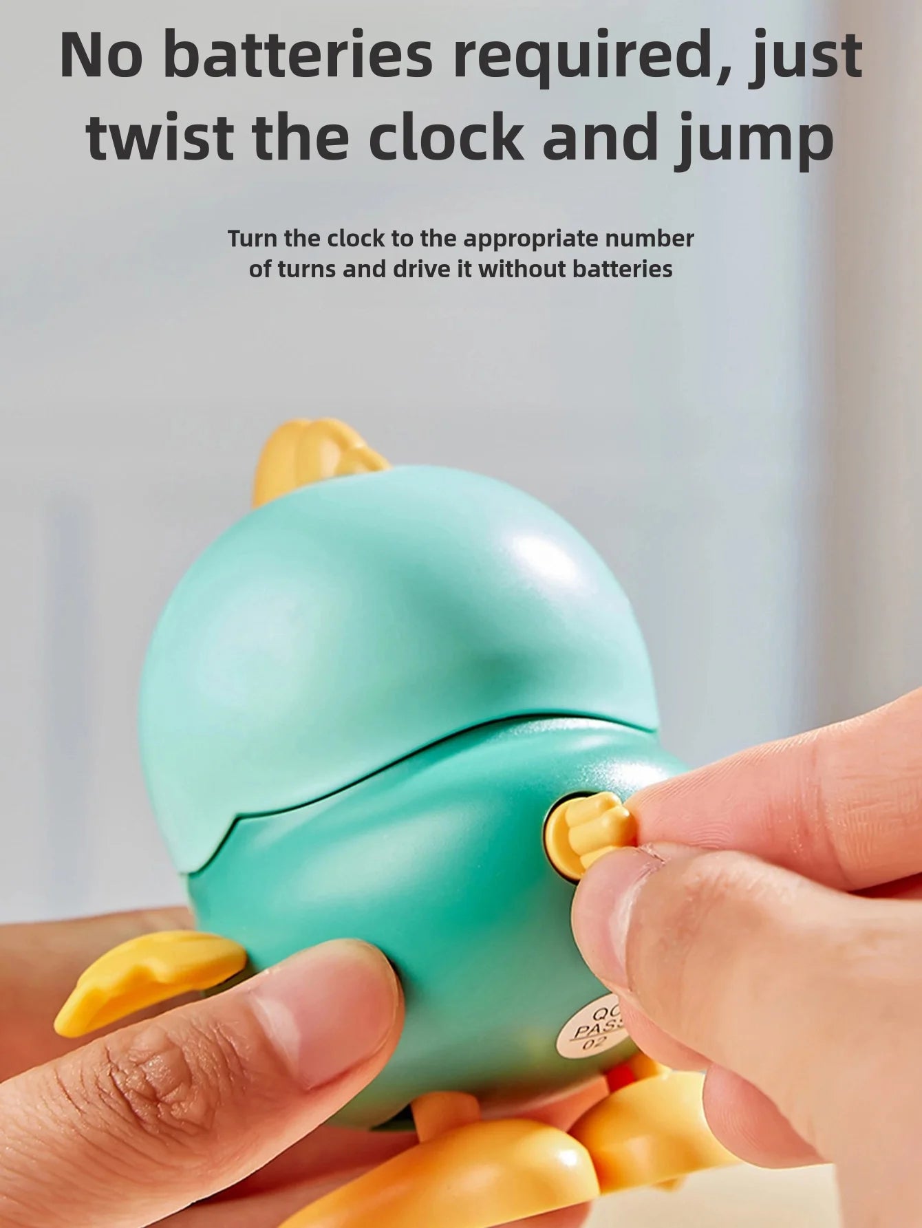 New Kidsren's Chick Can Move Cartoon Jumping Little Yellow Chicken Baby Wind-Up Small Toy Kidsren's Jumping Chicken Wind-Up Toy Fun Artificial Wind-Up Small Animal Can Move and Run Learn to Crawl 1 to 2 Years Old Baby