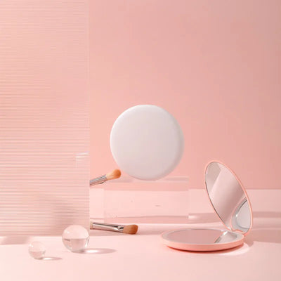 Personalized LED Lighted Compact Makeup Mirror For Women - Smarsty