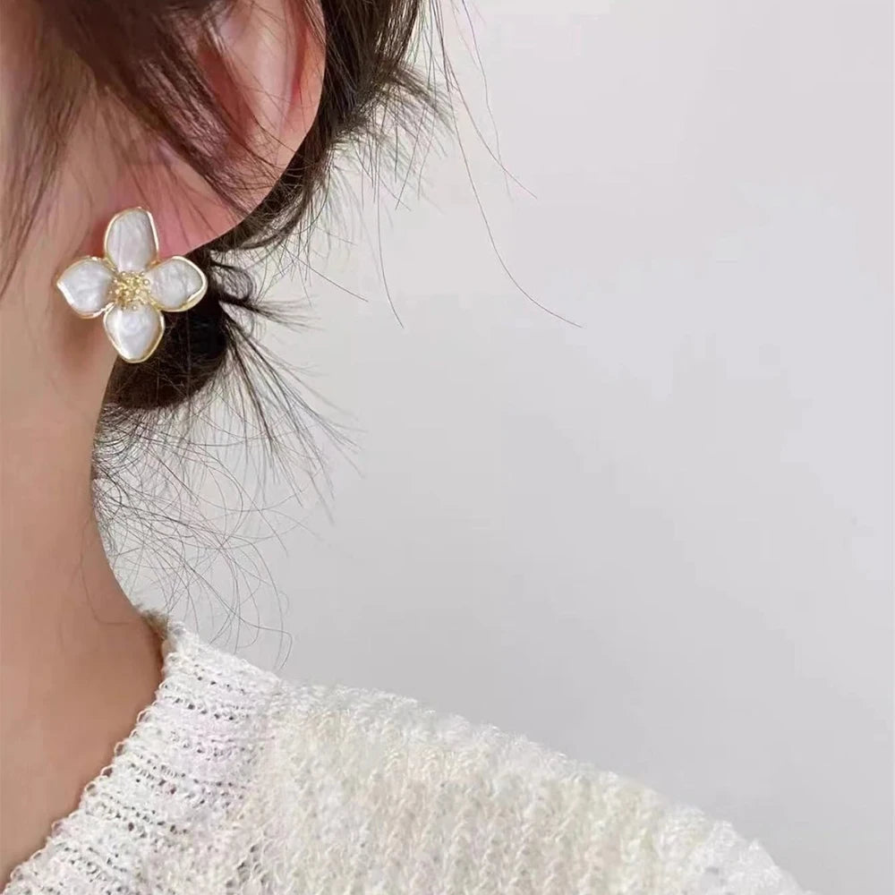 Hibiscus Flower Stud Earrings Vintage Romantic Gift - Smarsty