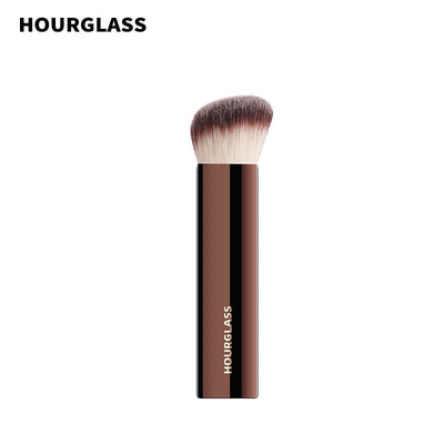 Hourglass No 20 Foundation Brush for Seamless Finish - Smarsty