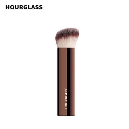 Hourglass No 20 Foundation Brush for Seamless Finish - Smarsty