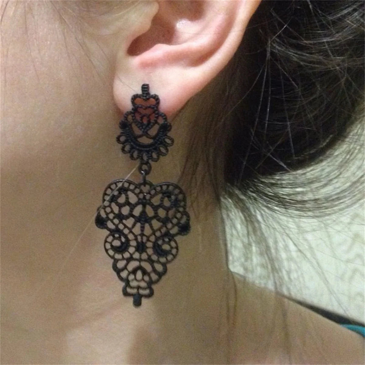 Vintage Punk Black Flower Drop Earrings for Women Geometric Style - Smarsty