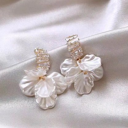 Korean Fashion White Crystal Flower Dangle Earrings for Women - Smarsty