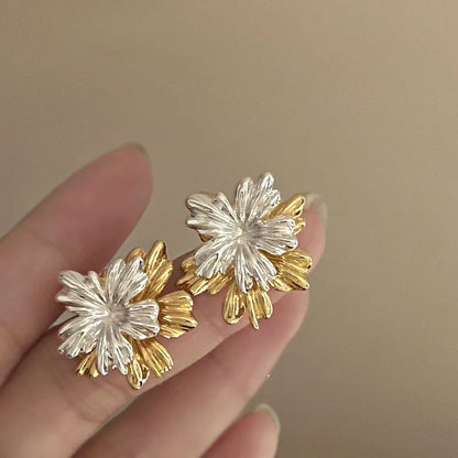 Pearl Stud Earrings Metal Flower Design Gold Color - Smarsty