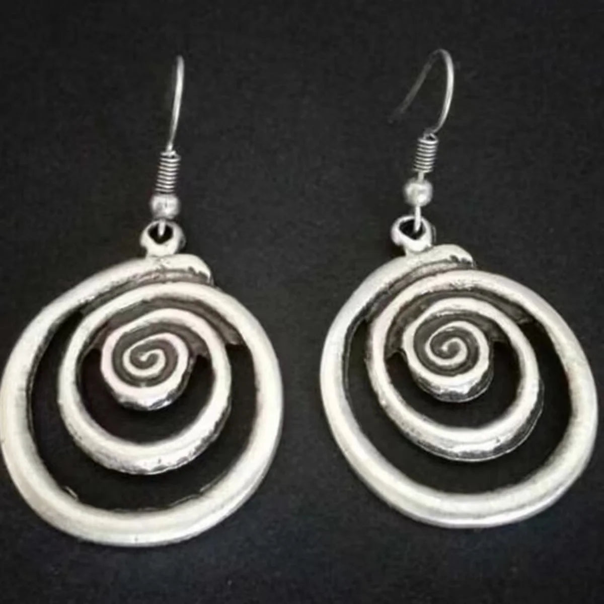 Retro Silver Round Dangle Earrings for Women Fashion Accessories - Smarsty