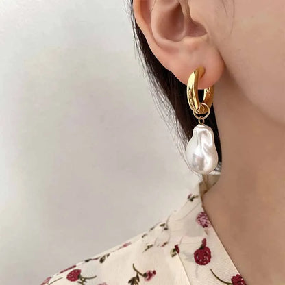 Elegant Gold Vintage Circle Drop Earrings with Baroque Pearl - Smarsty