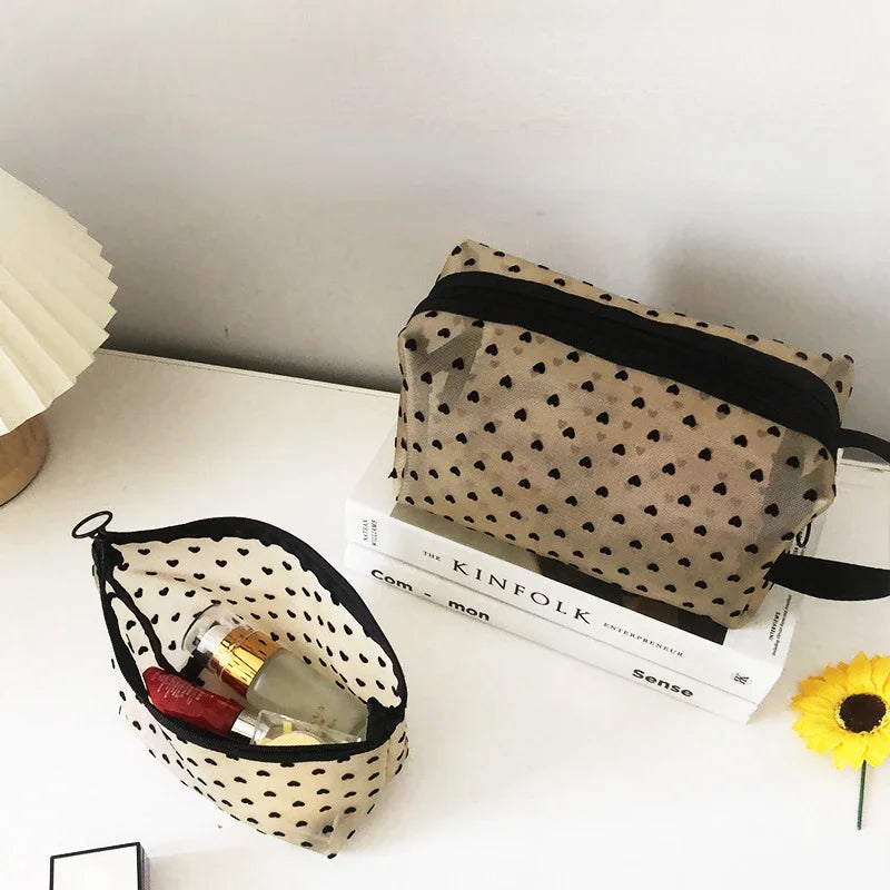 Heart Shaped Nylon Mesh Cosmetic Bag Zipper Organizer - Smarsty
