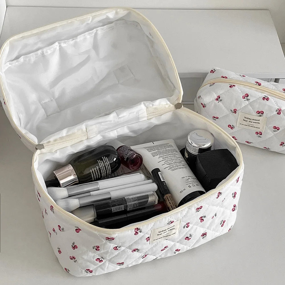 Cherry Tote Makeup Bag Portable Quilted Cosmetic Case - Smarsty