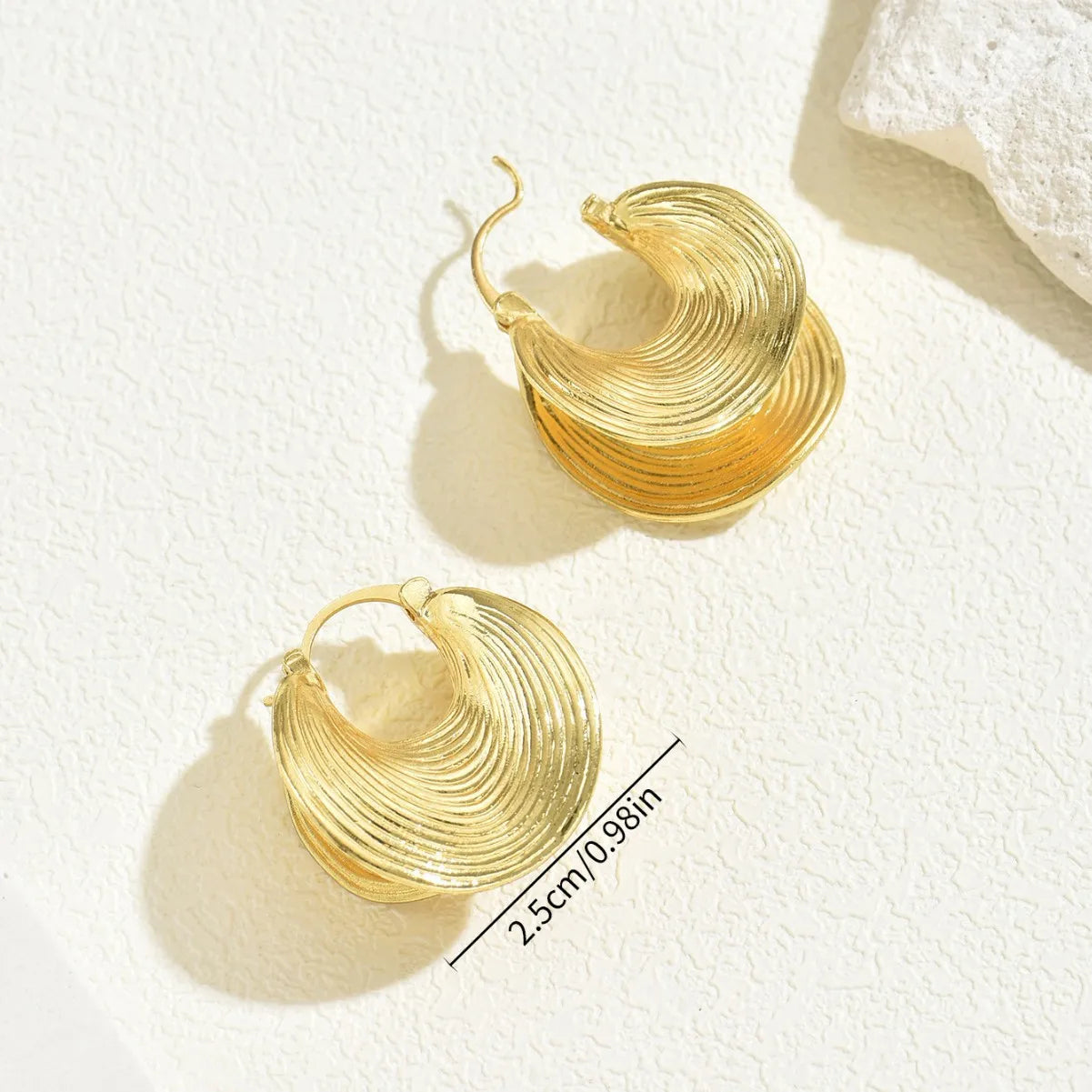 Geometric Striped Large Ear Buckle Earrings for Women - Smarsty