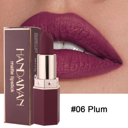 Long-Lasting Matte Lipstick with Velvet Finish - Smarsty