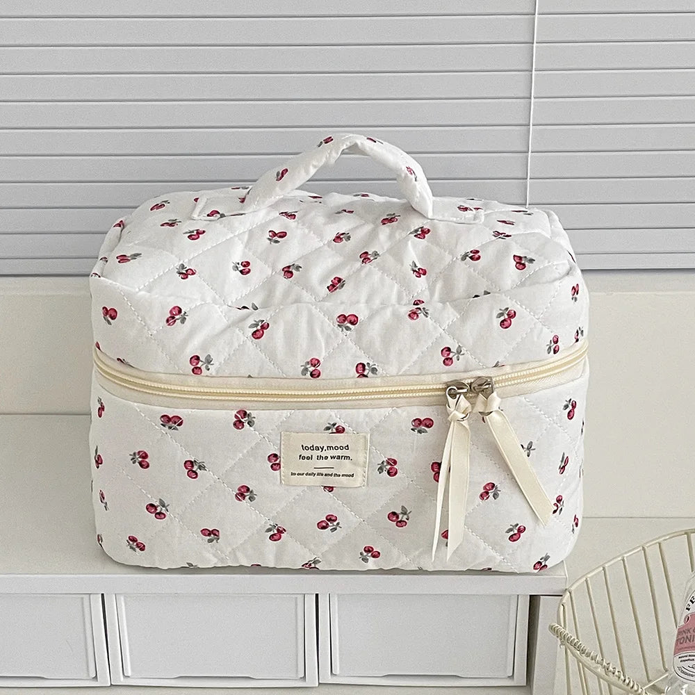 Cherry Tote Makeup Bag Portable Quilted Cosmetic Case - Smarsty