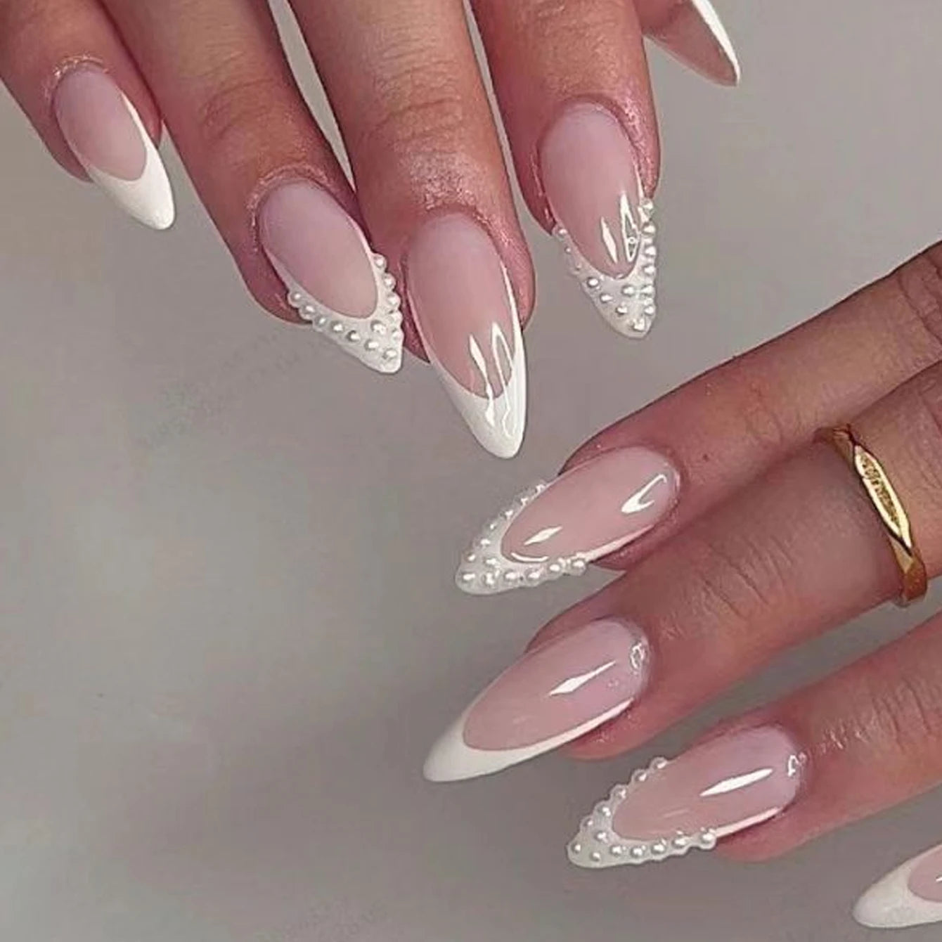 24PCS French Almond Fake Nails with Pearl Trim - Smarsty