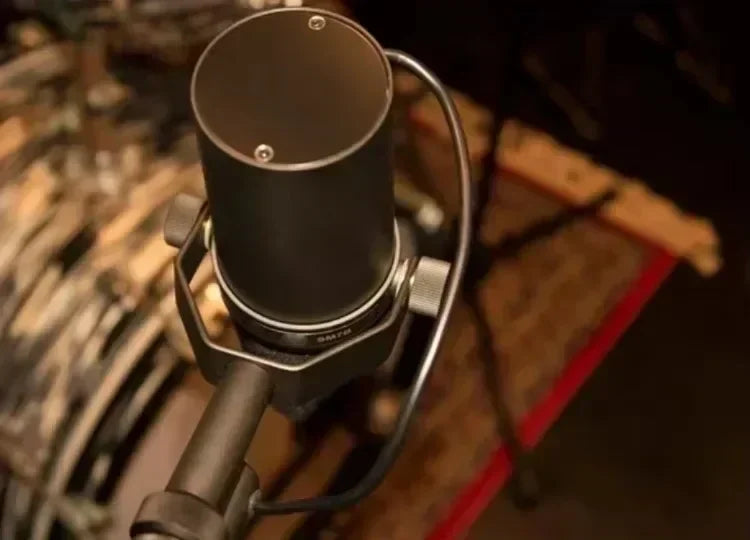 SM7B Professional Dynamic Microphone for Studio Recording - Smarsty