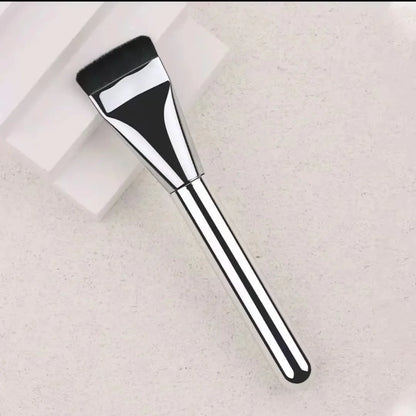 Korean Ultra-Thin Foundation Brush for Flawless Makeup - Smarsty