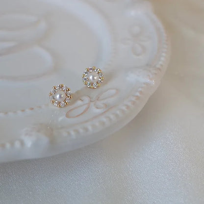 14K Gold Luxury Earrings With Zircon Pearl Twist Design - Smarsty