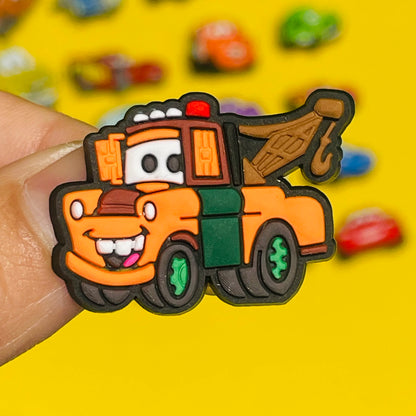 1Pcs Mix Cars Luigi Ramone Lightning McQueen PVC Shoe Charms Kids Popular Buckle Decorations Fit Birthday Gifts