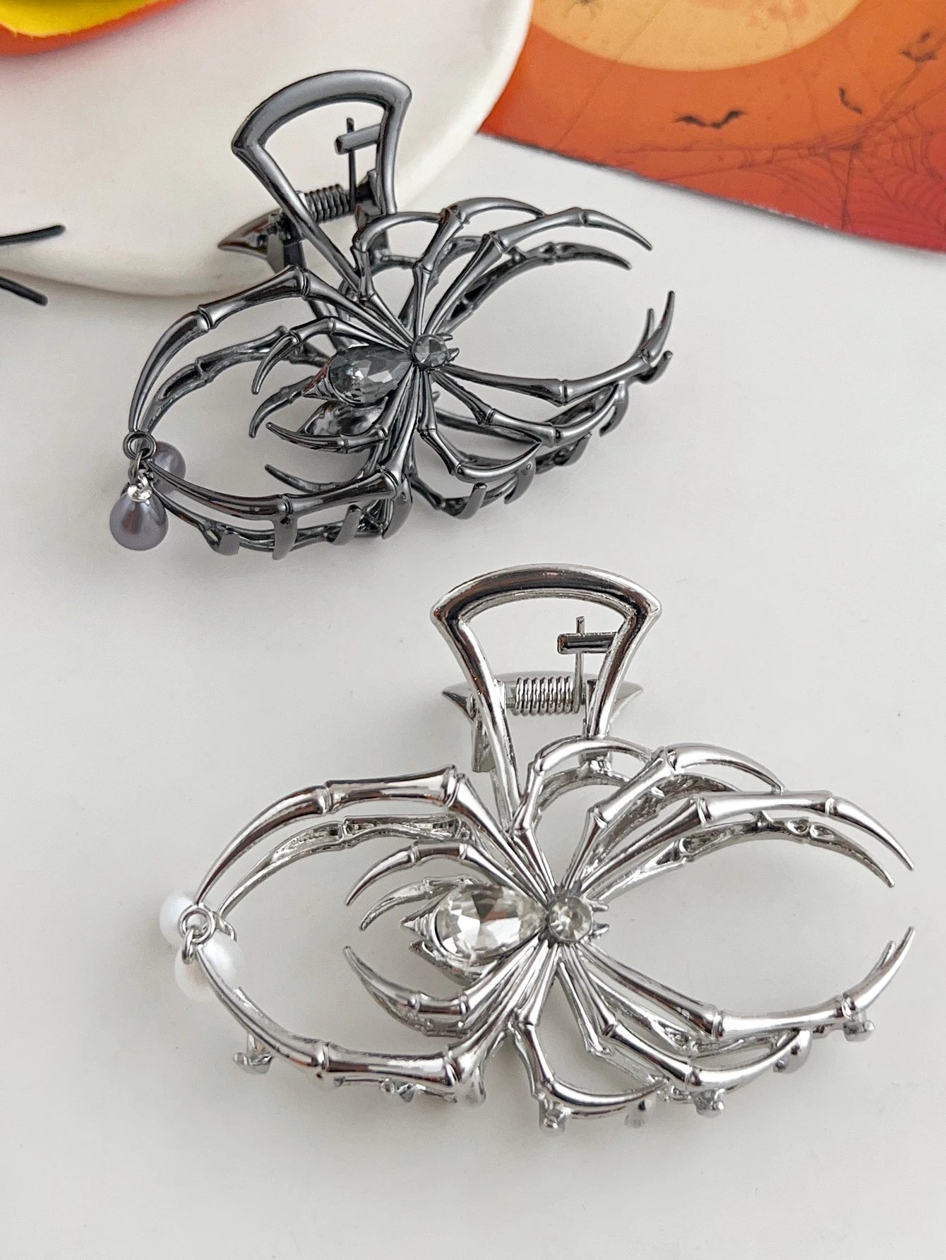 Gothic Spider Pearl Metal Hair Claw Clip Strong Hold - Smarsty