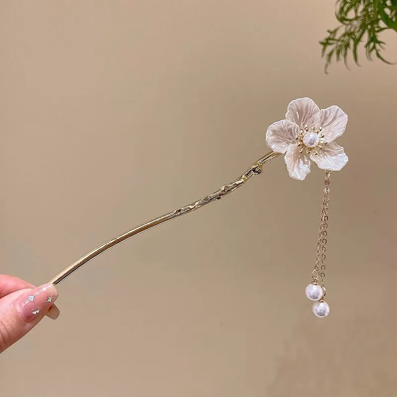 Elegant Flower Tassel Hair Clip for Women - Smarsty