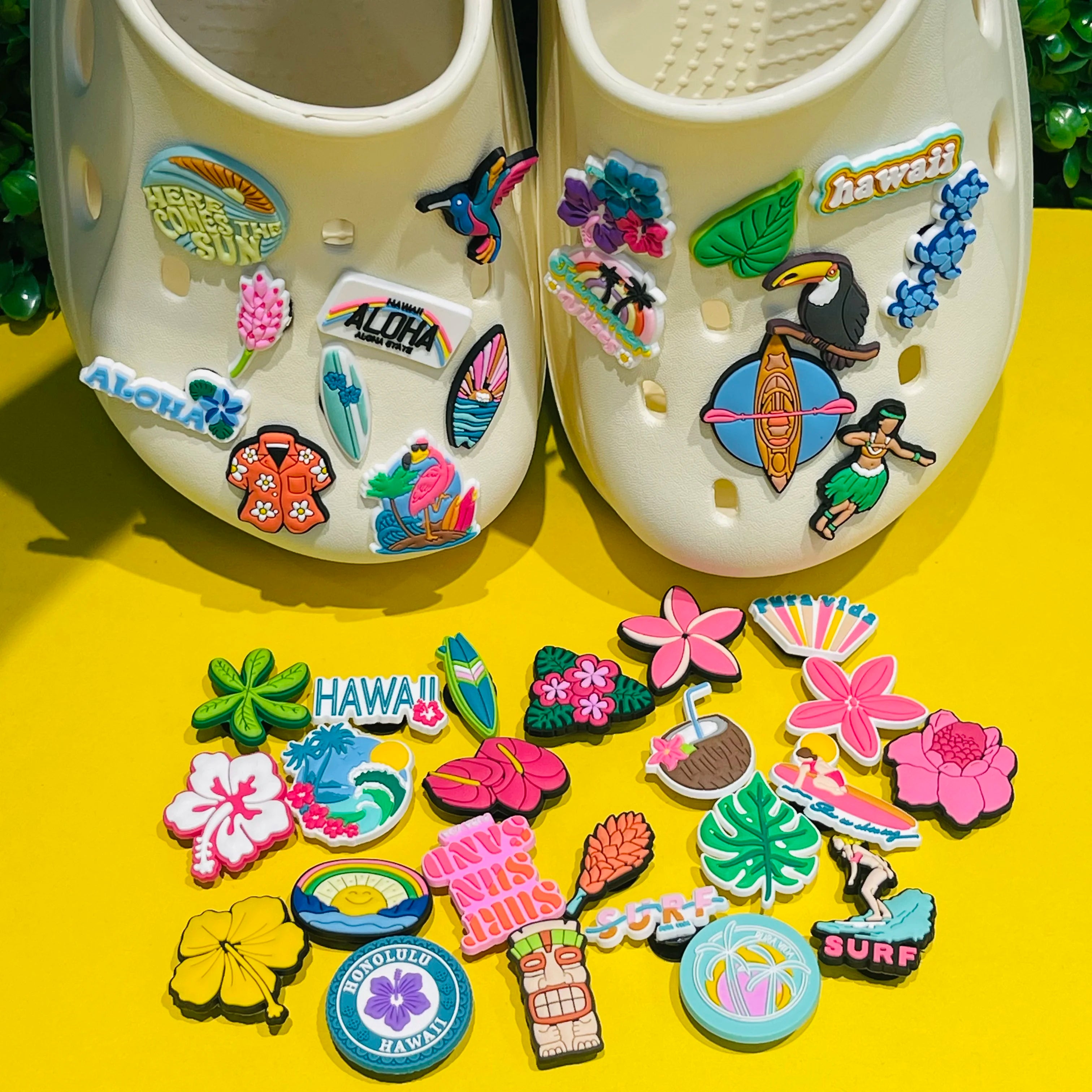 1pcs PVC Hawaii Summer Vibes Surf Sun Sand Aloha Coconut Turtle Shoe Charms Slippers Shoe Decoration Buckle Clog DIY Wristbands