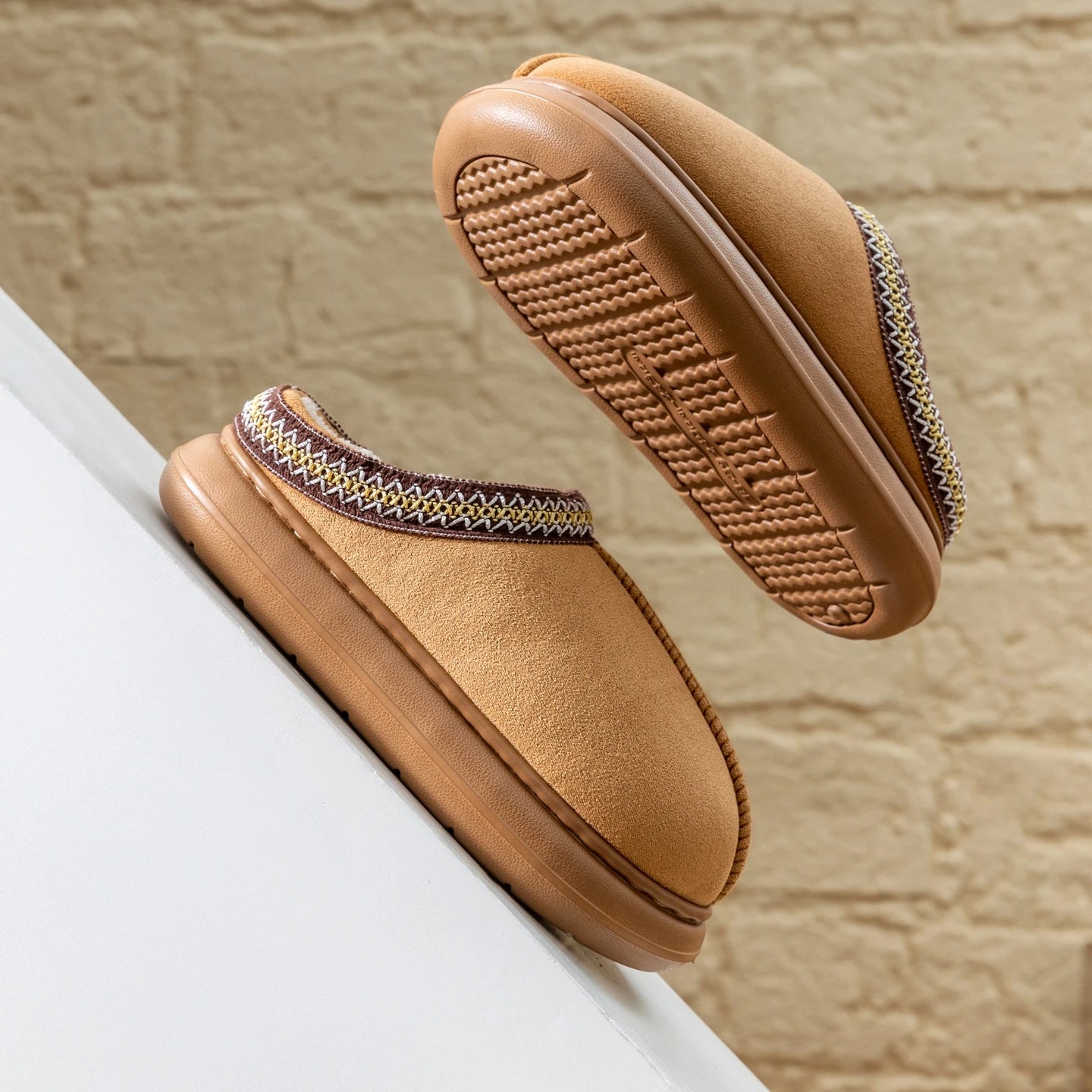 Men's Plush Fleece Lined Slippers Winter Warm House Shoes with Thick EVA Sole for Indoor/Outdoor Use Cozy Non-Slip Home Footwear - Smarsty