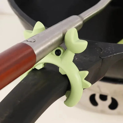 4/1PCS Silicone Spatula Rack Small Crab Anti Scalding Overflow Pot Clip Spoon Holder Clip Universal Shovel Rack Kitchen Gadget by Smarsty