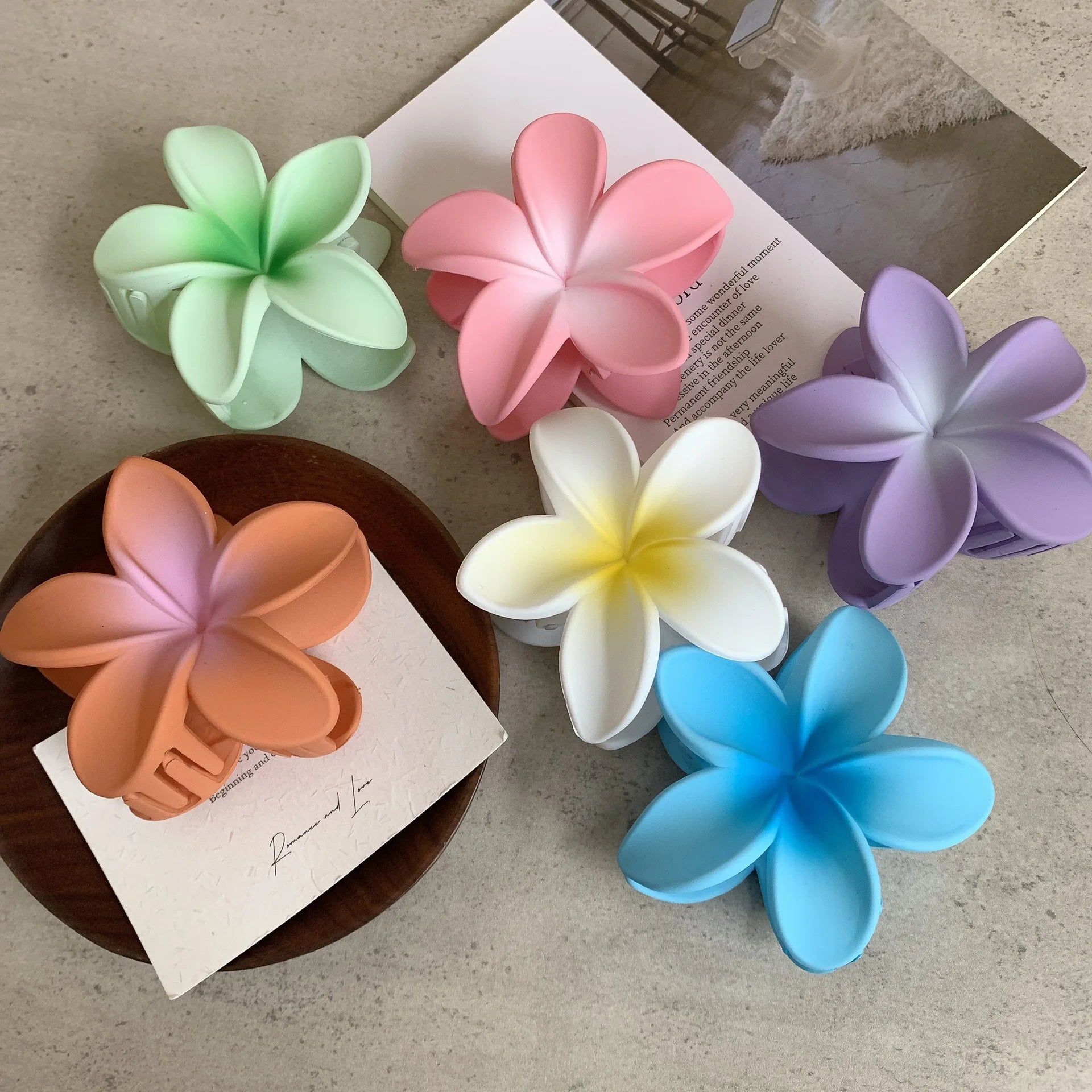 Frosted Egg Flower Hair Claw Clip Secure Hold Beach Stylish - Smarsty