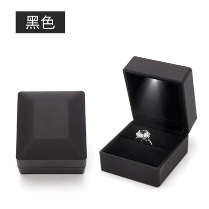 LED Illuminated Ring Box with Velvet Display Finish - Smarsty