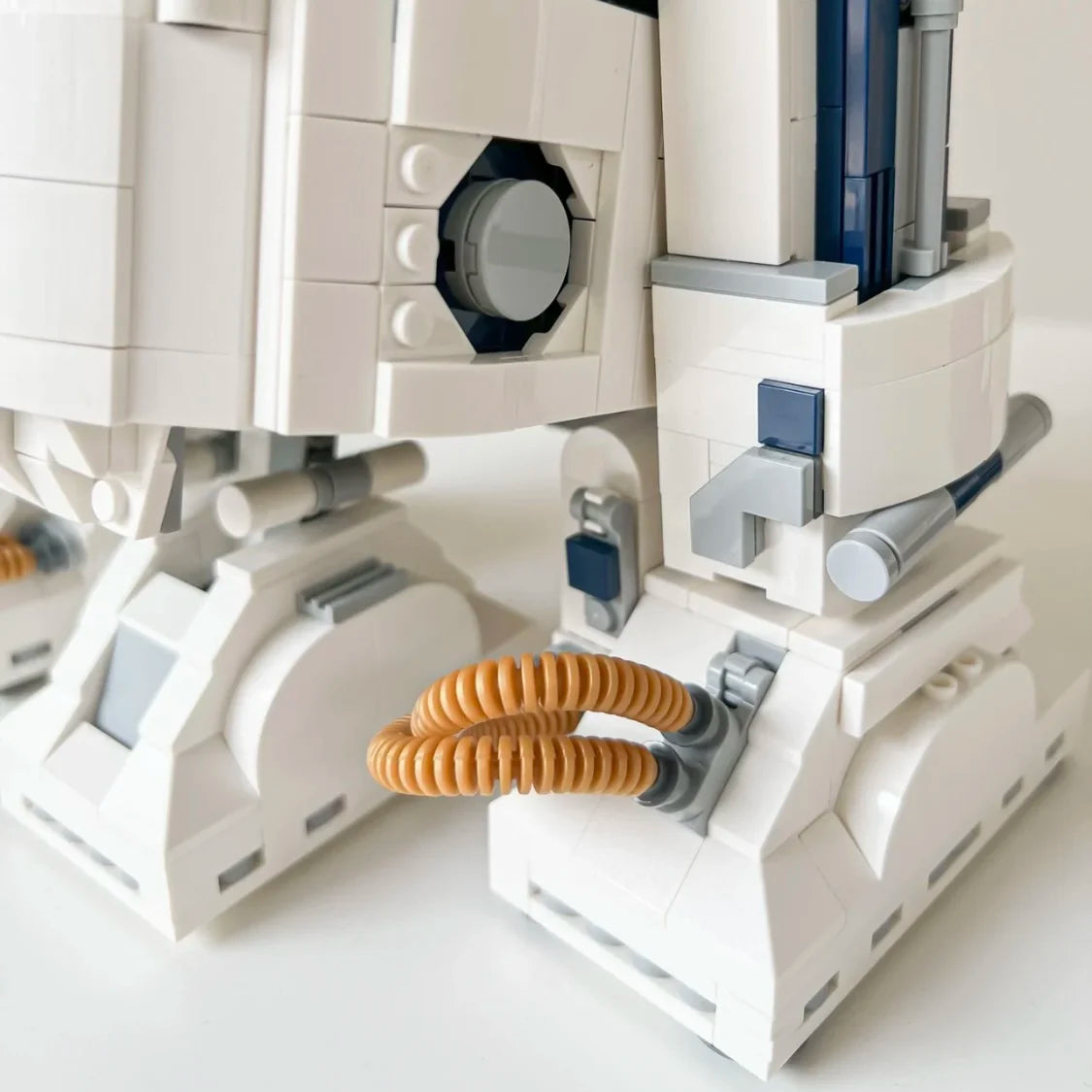 MOC 2314Pcs Space Robot Building Blocks Bricks R2 Robot R2D2 Figures Model Children's Toy Kid Boy Birthday Christmas Gifts - Smarsty