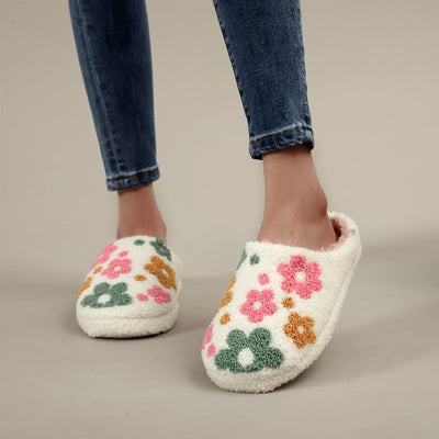 A Pair of Brown Plush Kapibara Animal Patterns, Furry Home Soft Soles, Comfortable Furry Slippers, Cute, Warm and Non-Slip Indoor Slippers for Men and Women, Lightweight, Silent and Comfortable Shoes, the First Choice for Hol - Smarsty